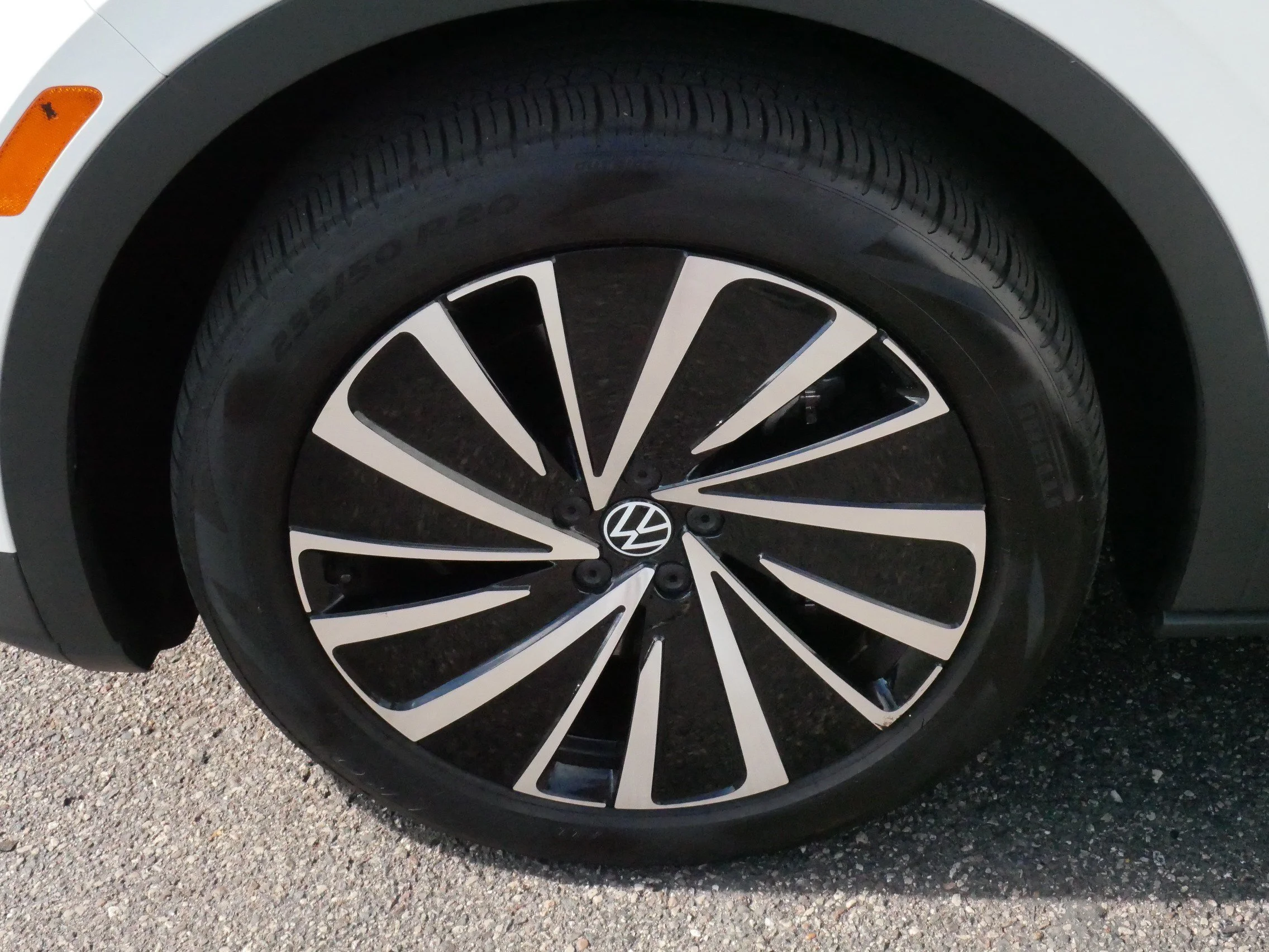Certified Used 2023 White Volkswagen Pro S Plus image 15