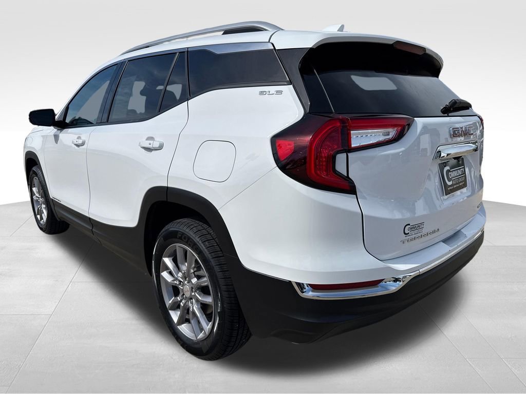 2024 GMC Terrain SLT - Photo 3