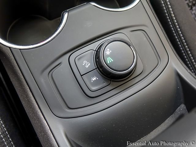 Used 2024 Summit White GMC SLE image 17