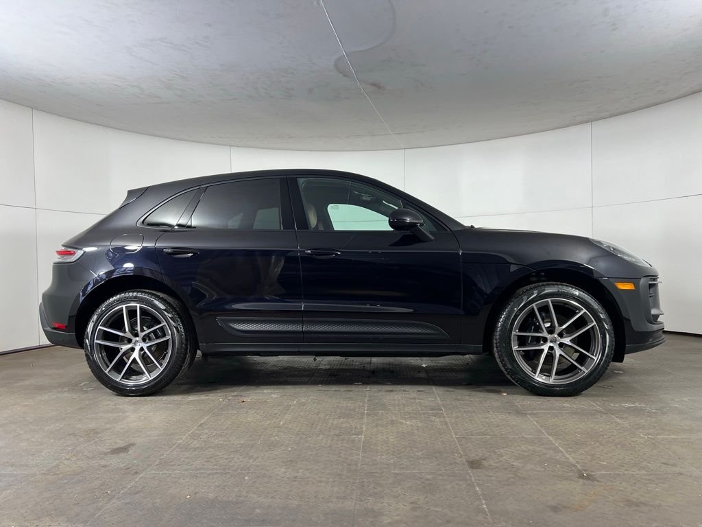 2026 Porsche Macan Base - Photo 8