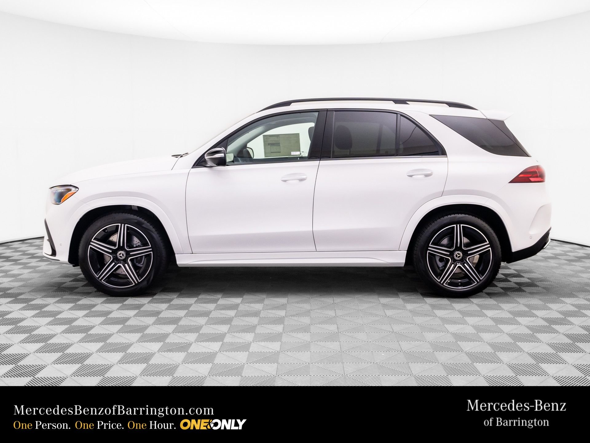 New 2026 Polar White Mercedes-Benz GLE 350 image 2