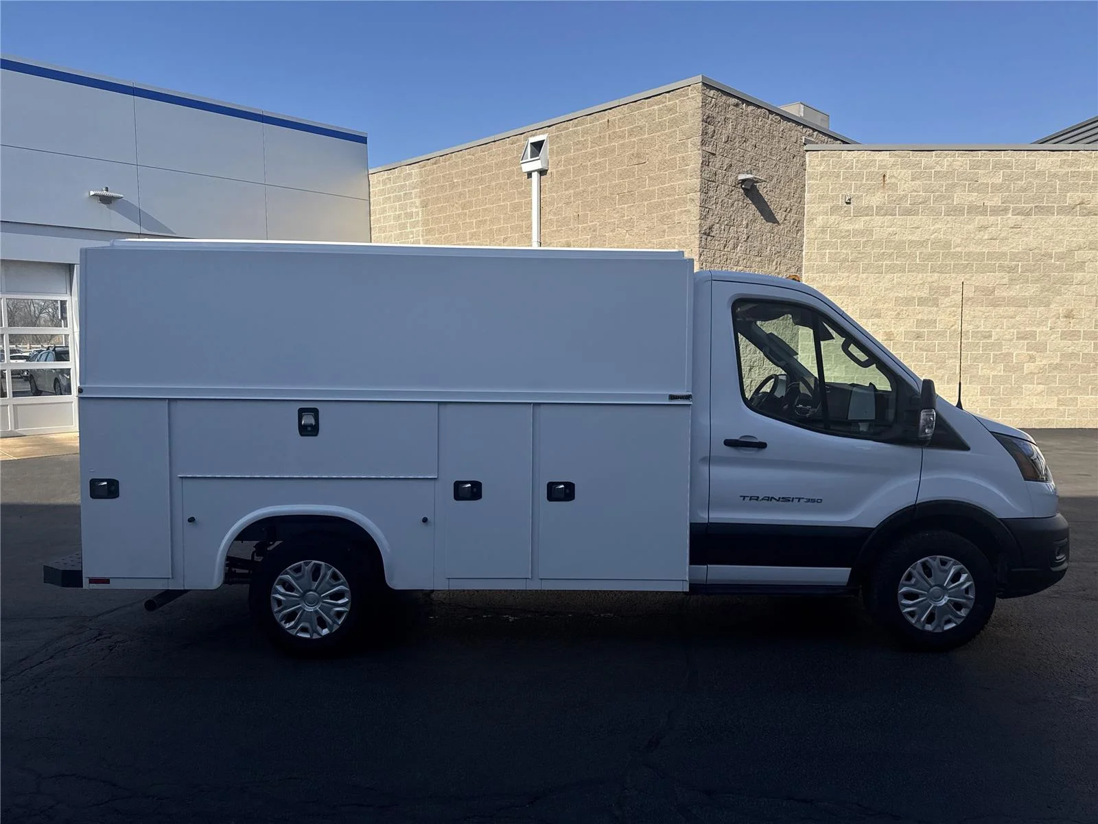 Used 2024 Oxford White Ford T350 RWD SRW image 8