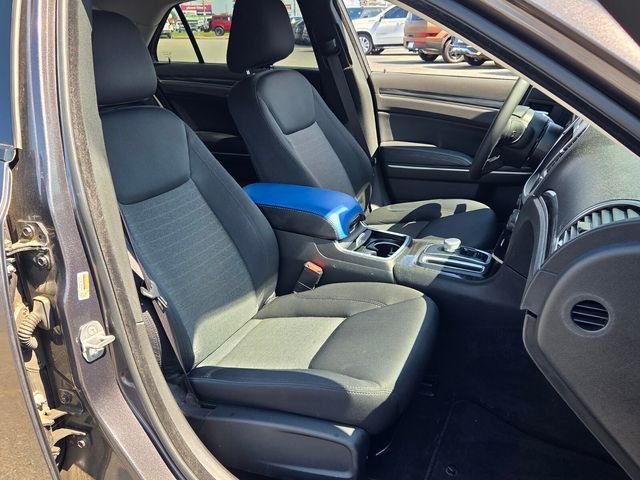 Used 2022 Gray Chrysler Touring image 16