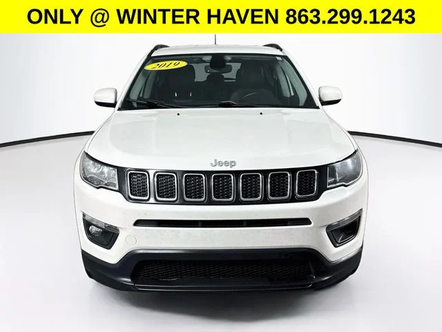 Used 2019 Jeep Compass Latitude with VIN 3C4NJCBB3KT685555 for sale in Winter Haven, FL