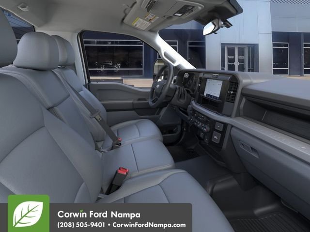 2025 Ford F-600 Super Duty Chassis Cab XL - Photo 11