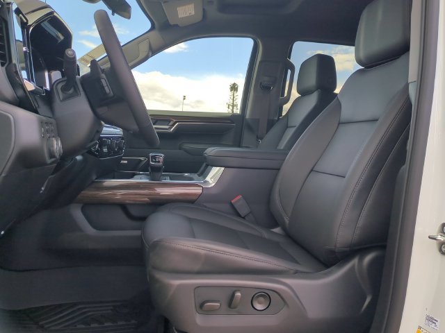 Used 2026 Summit White Chevrolet LT Trail Boss image 19