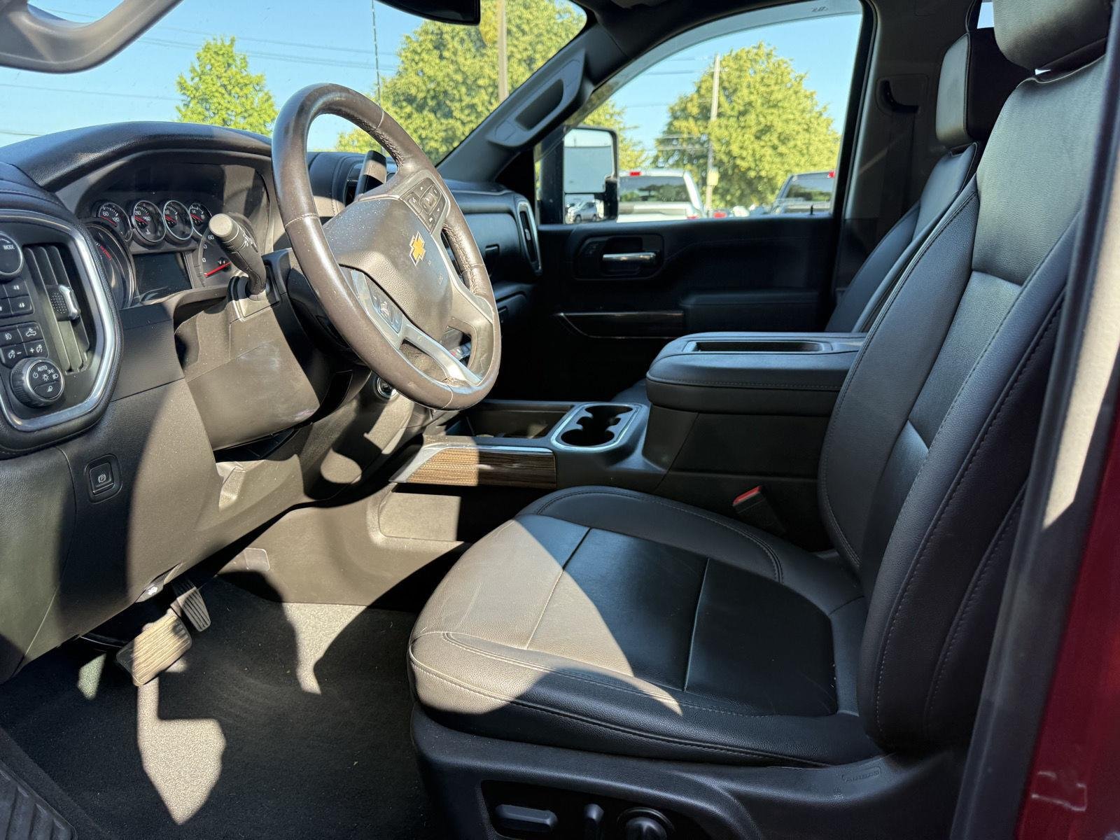 Used 2022 Cherry Red Tintcoat Chevrolet LT image 9