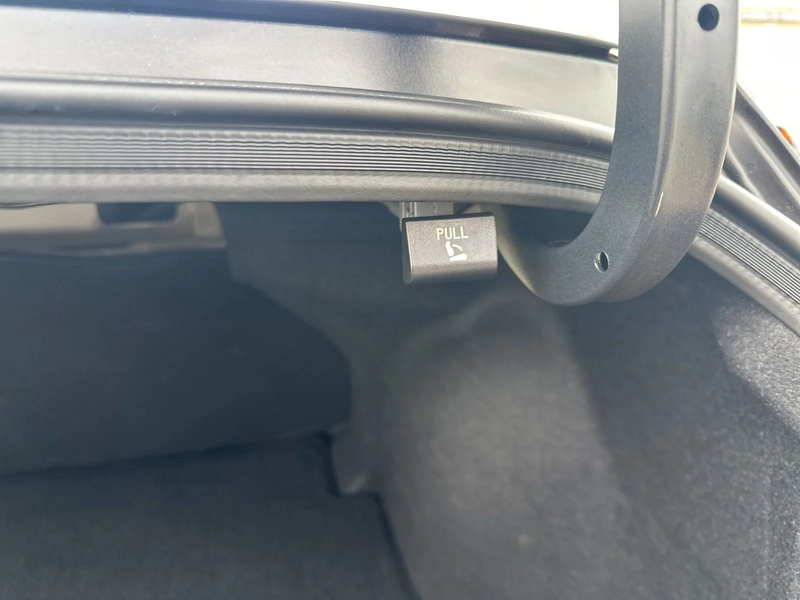 Used 2023 Black Hyundai SEL image 21