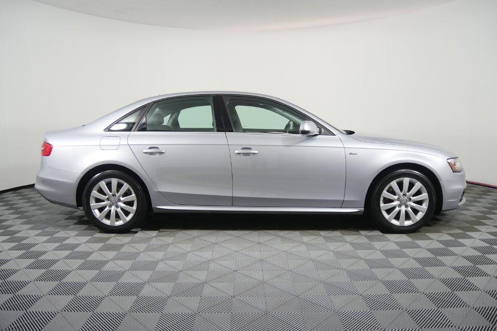 Used 2015 Silver Metallic Audi 2.0T Premium image 3