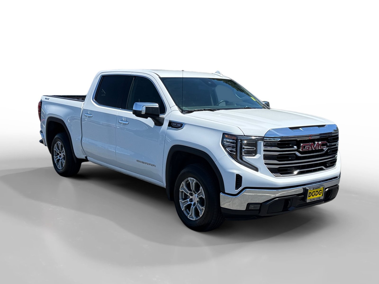 Used 2024 Summit White GMC SLT image 7