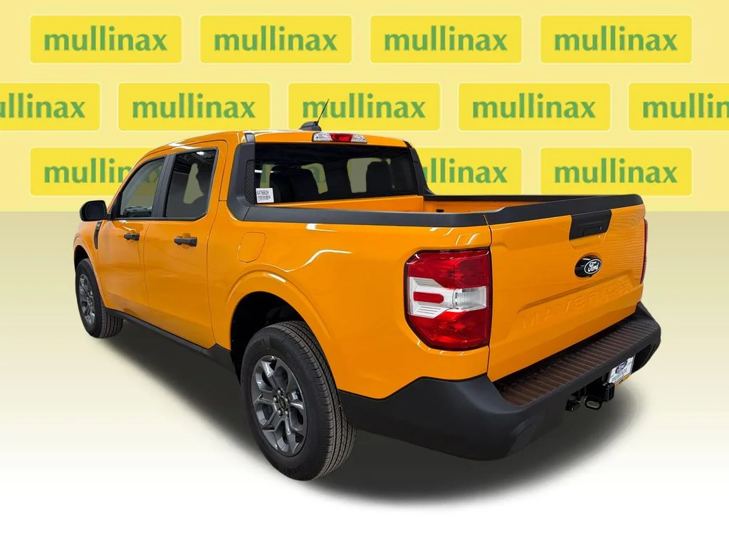 New 2026 Orange Ford XLT image 9