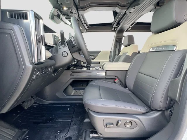2026 GMC HUMMER EV 2X - Photo 15