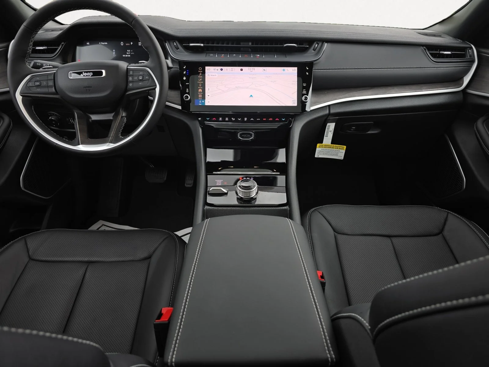 New 2026 Diamond Black Crystal Pearlcoat Jeep Limited Reserve image 2