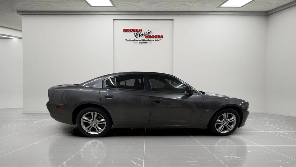 Used 2014 Gray Dodge R/T image 8