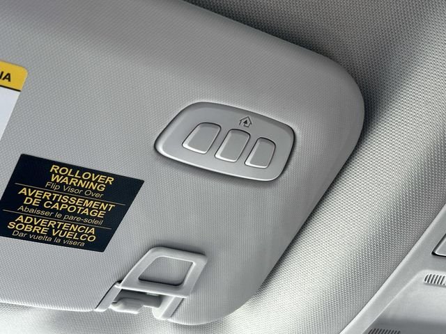 Used 2025 White Ford Badlands image 24