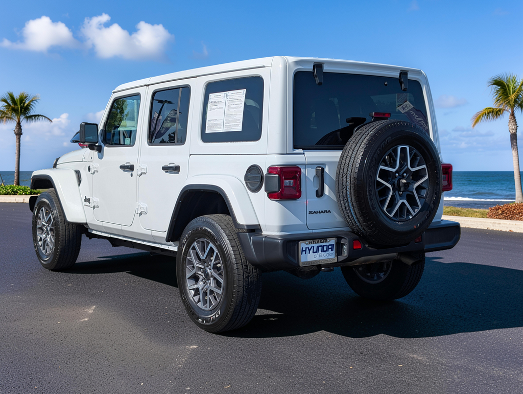 2025 Jeep Wrangler 4-Door Sahara - Photo 8