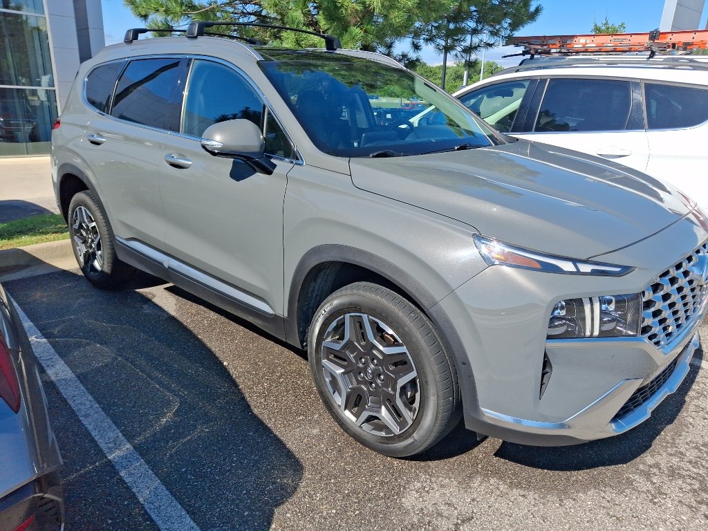 Used 2023 Hampton Gray Hyundai Limited image 3