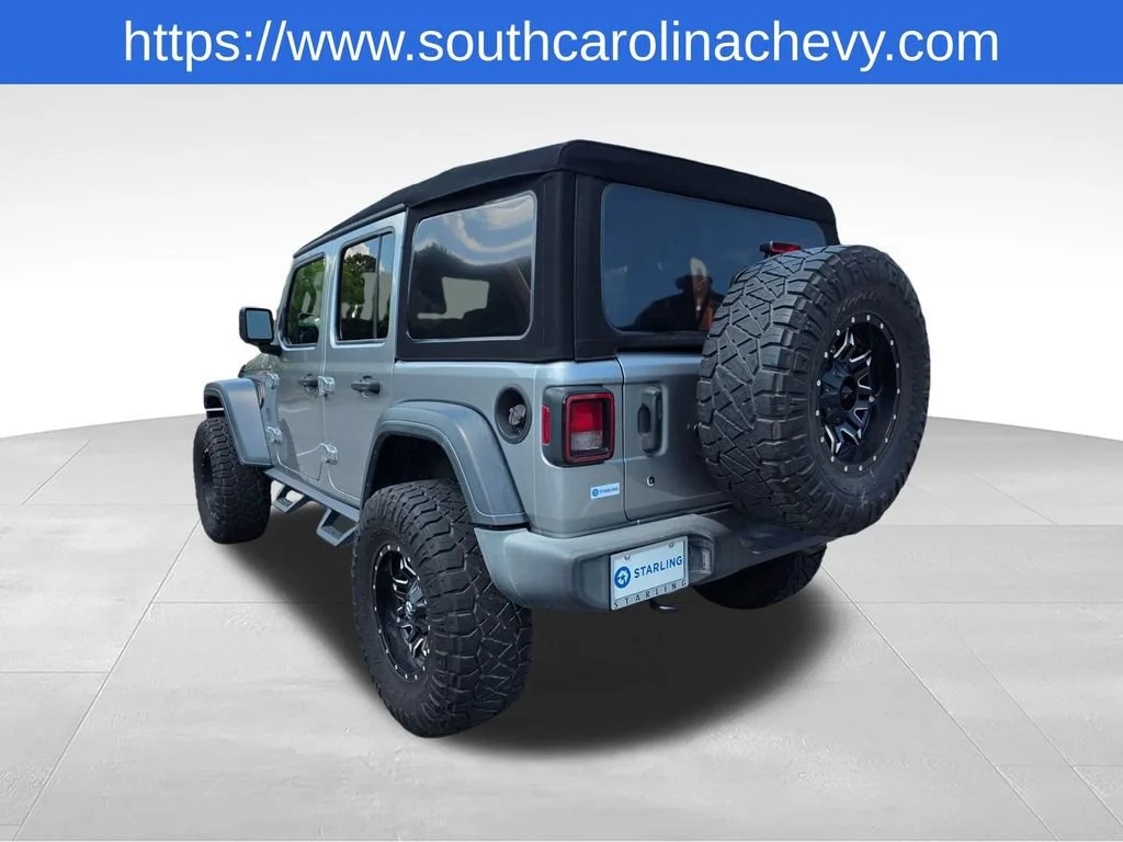 Used 2018 Silver Jeep Sport S 4x4 image 35