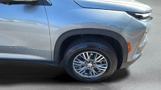 Used 2026 Gray Chevrolet LT image 2