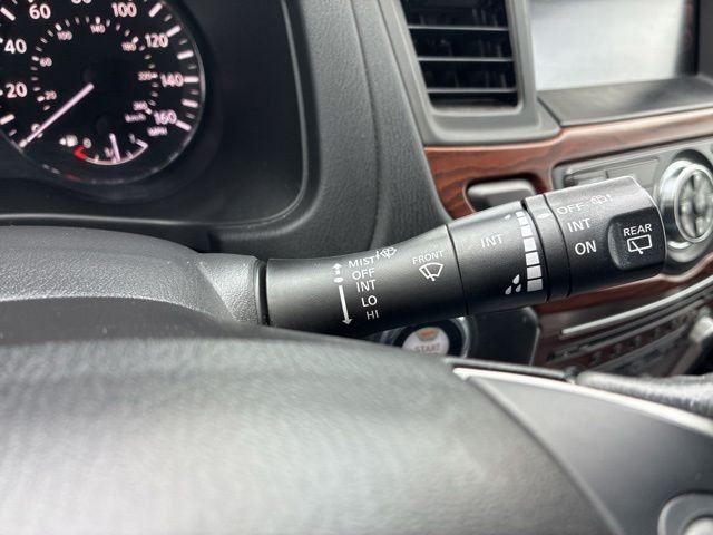 Used 2017 Caspian Blue Nissan Platinum image 19