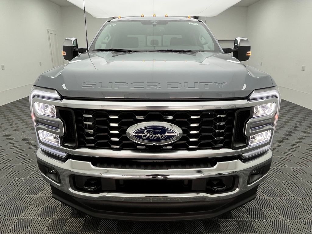 New 2026 Gray Ford Lariat image 15