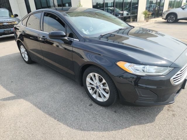 Used 2019 Black Ford SE image 7