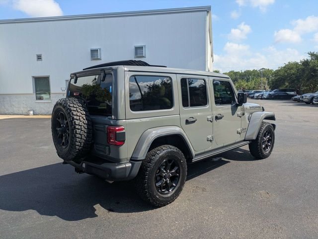 Used 2019 Gray Jeep Unlimited Sahara image 3