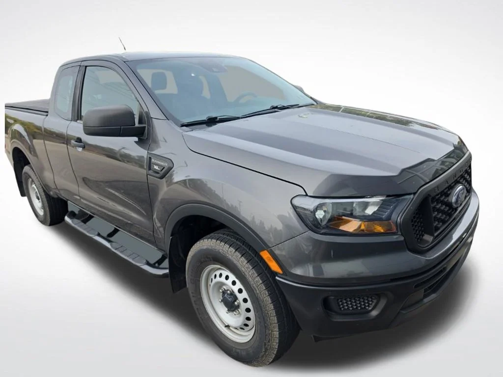 Used 2019 Gray Ford XL image 3