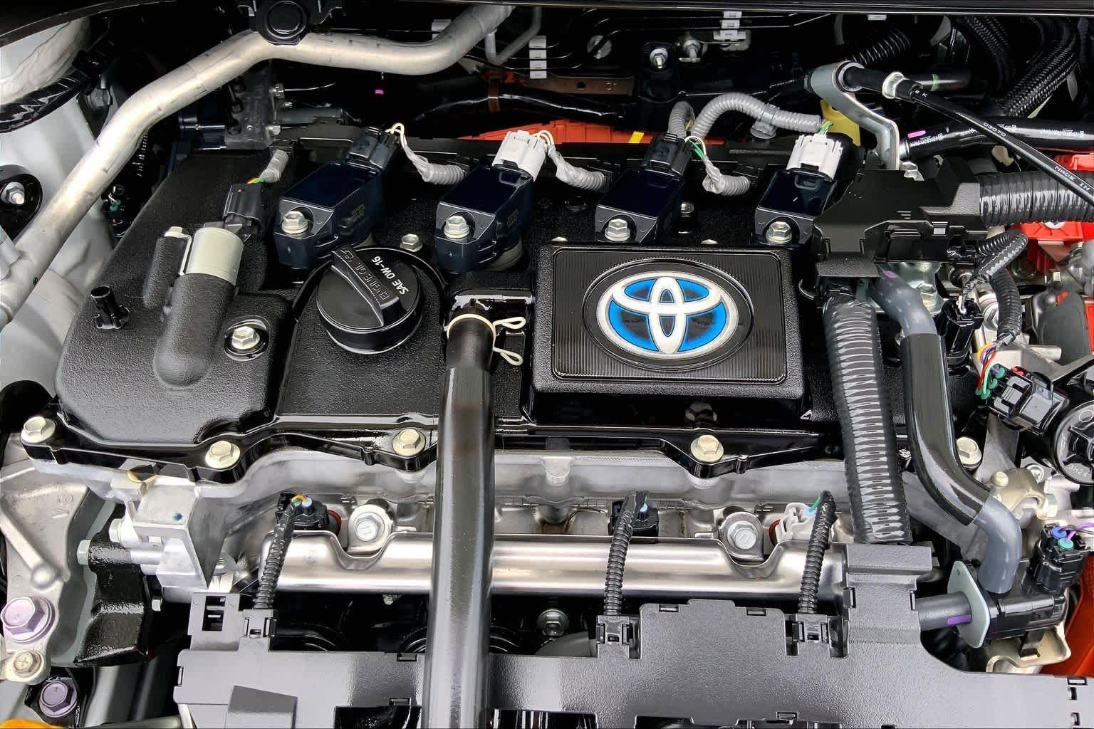 Used 2024 Wind Chill Pearl Toyota Hybrid SE image 32