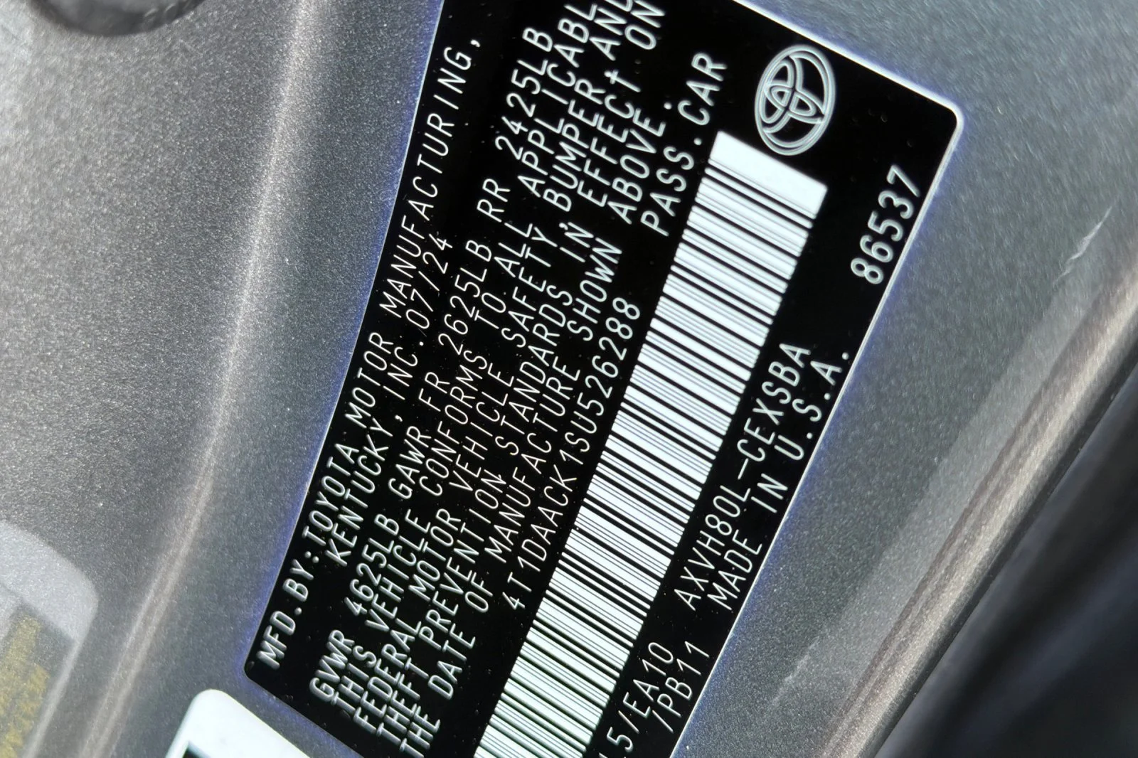 Used 2025  Toyota SE image 44