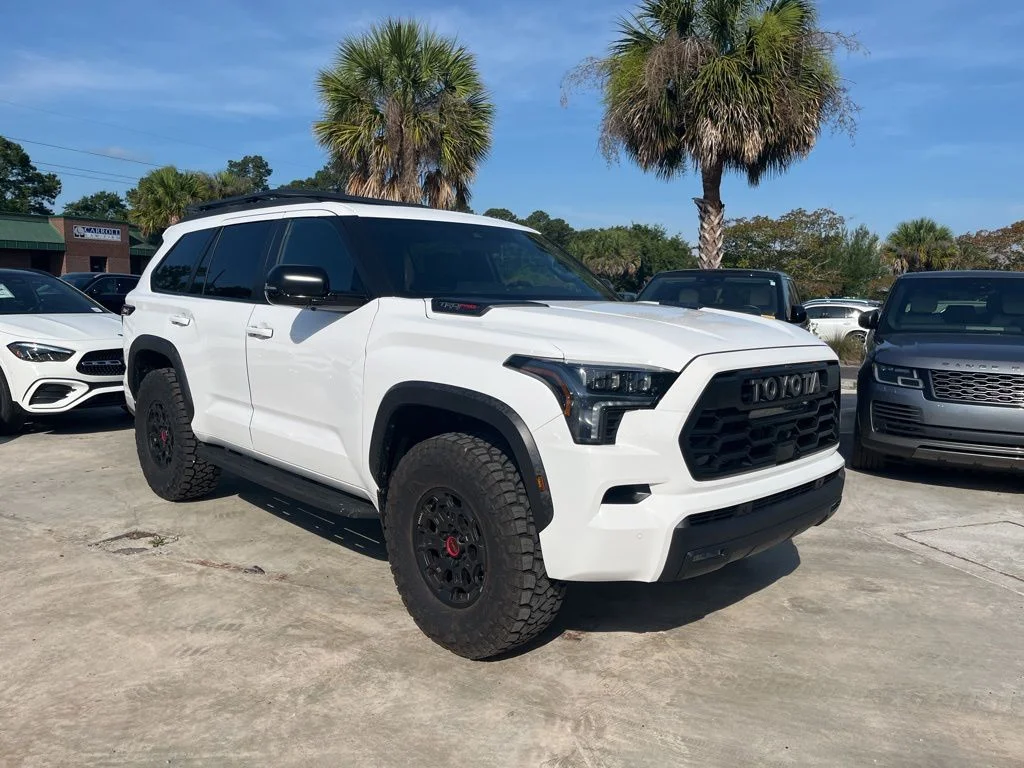 Used 2026 White Toyota  image 4