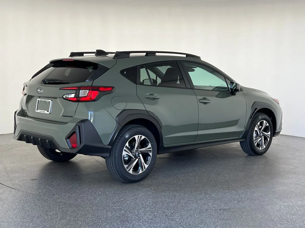 New 2026 ALPINE GREEN Subaru Premium image 4
