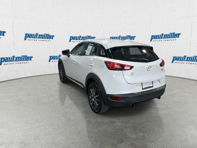 Used 2018 White Mazda Grand Touring image 8