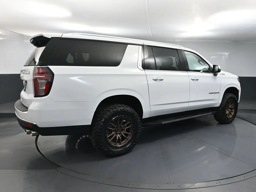 Used 2021 White Chevrolet High Country image 6