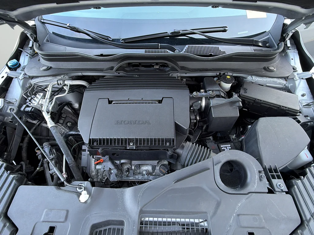 Used 2023 Silver Honda EX-L image 34