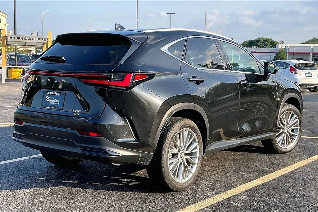 Used 2025 Black Lexus 350 Premium image 15