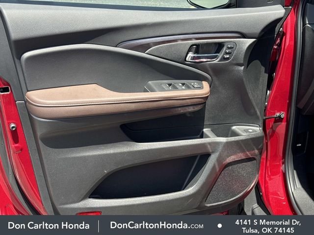 New 2026 Radiant Red Metallic II Honda RTL image 10