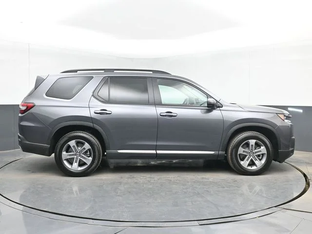 2026 Honda Pilot EX-L - Photo 11