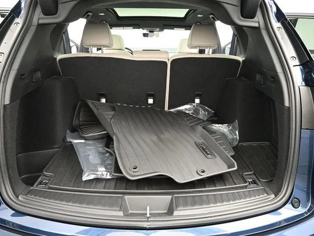 New 2026 Canyon River Blue Metallic Acura Base image 16