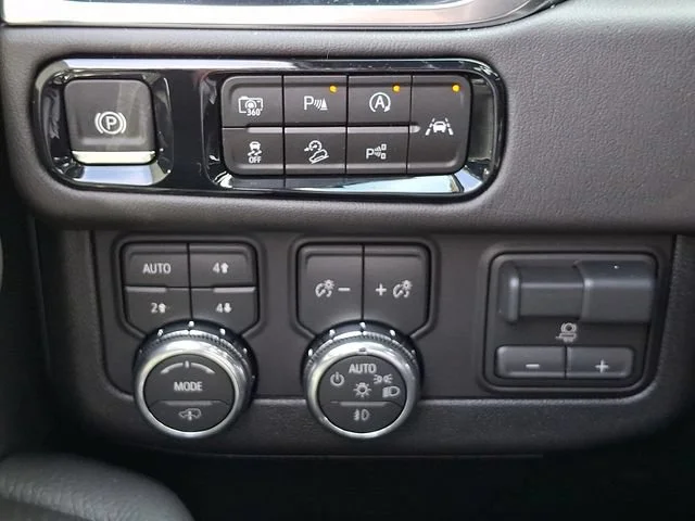 New 2026 Glacier White Tricoat GMC Denali image 23