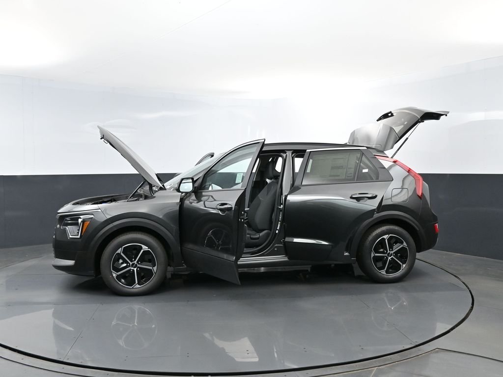 New 2026 Interstellar Gray Kia LX image 29