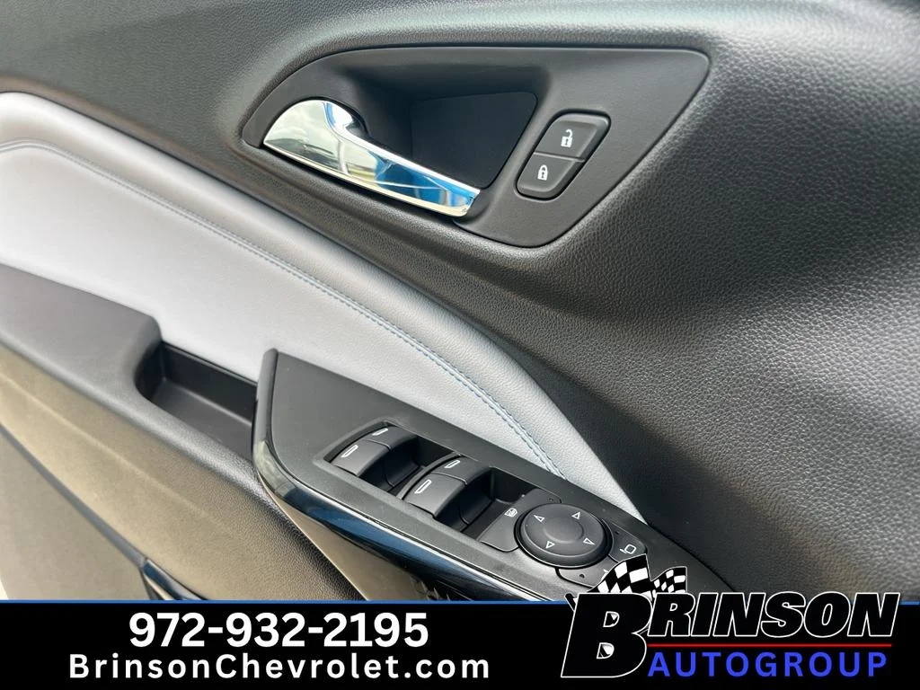 New 2026 Mosaic Black Metallic Chevrolet LT image 12
