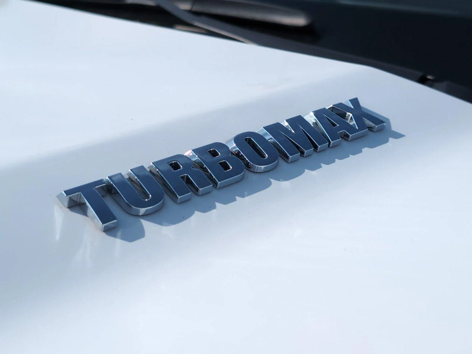 Used 2025 Summit White Chevrolet WT image 13