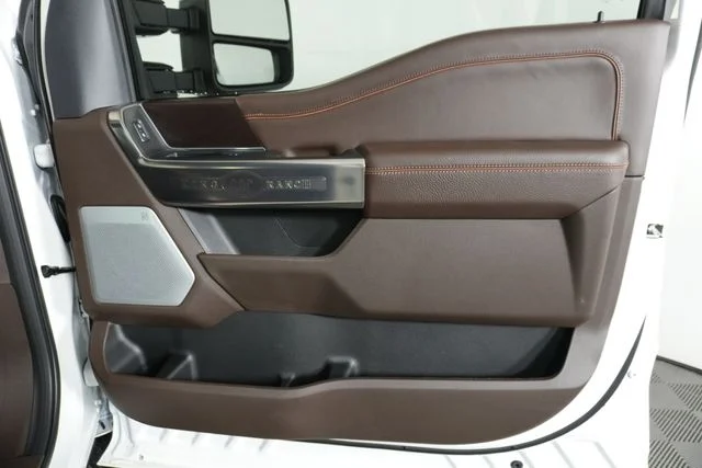 New 2026 Star White Metallic Tri-Coat Ford F-250® King Ranch® image 33