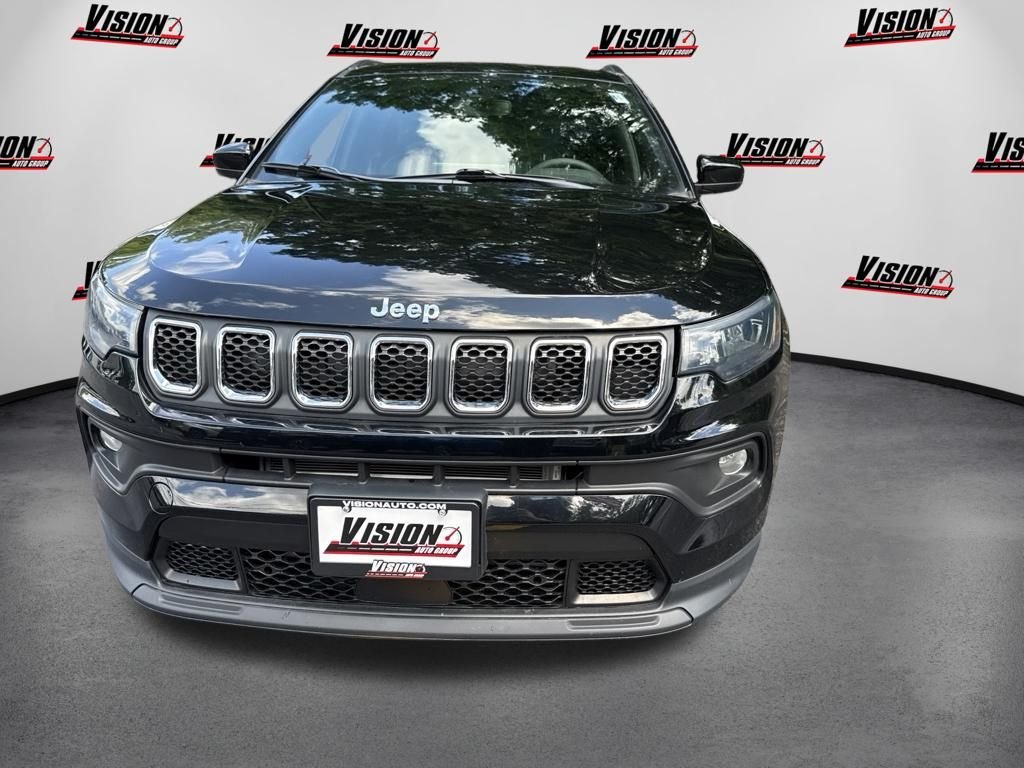 Used 2023 Black Jeep Latitude image 2