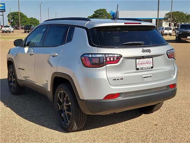 New 2026 PSE Silver Zyni Jeep LATITUDE ALTITUDE 4X4 image 3
