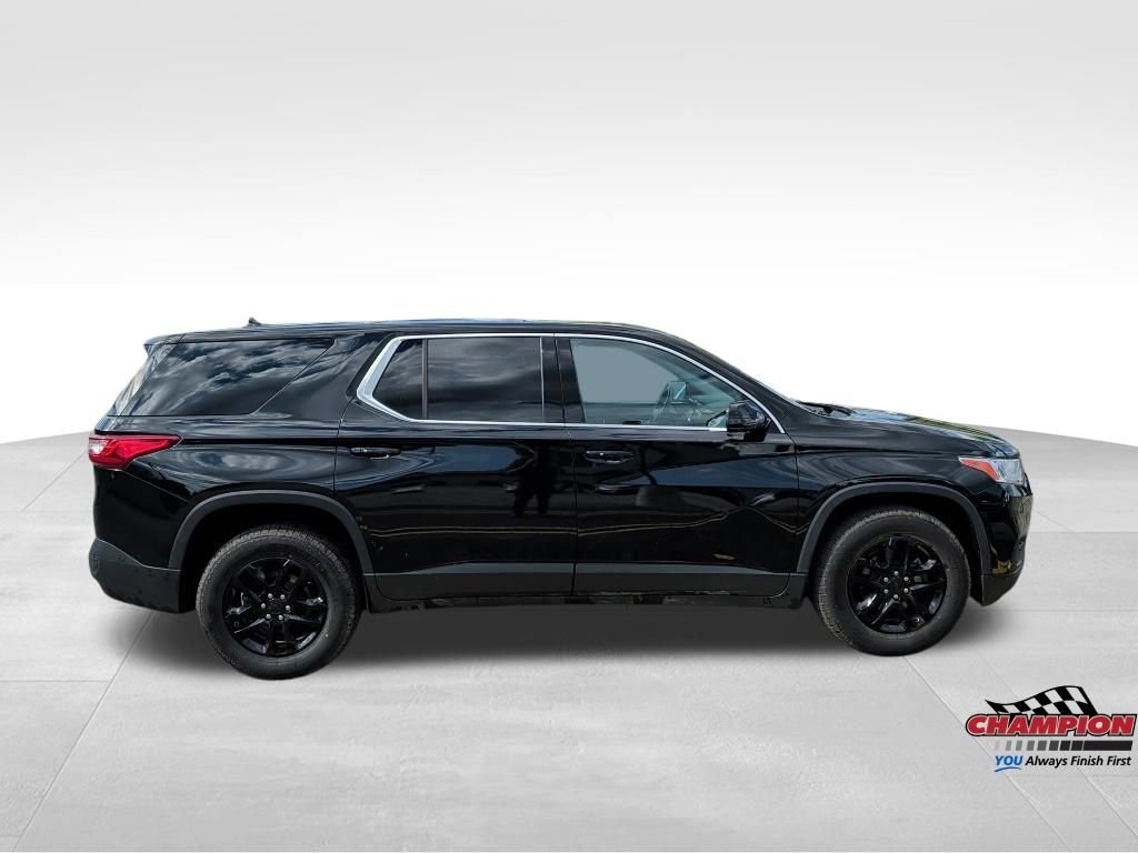 Used 2018 Black Chevrolet LS image 5
