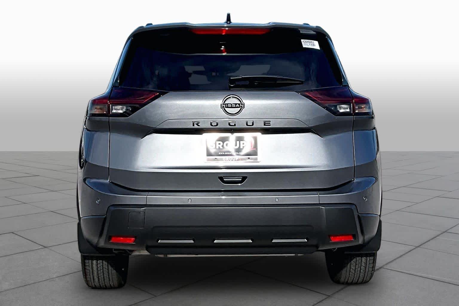 New 2027 Gun Metallic Nissan Dark Armor image 4
