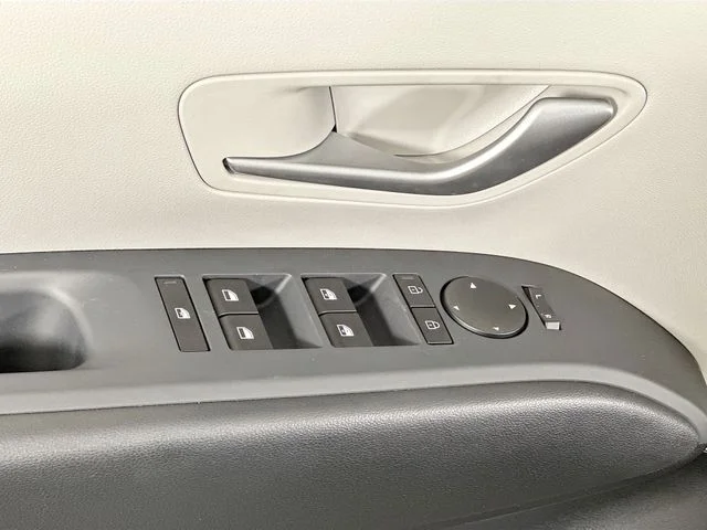 New 2026 Hyundai TUCSON SEL