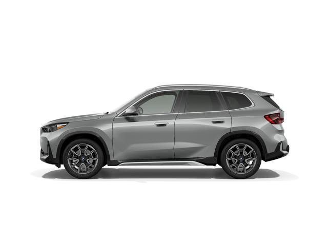 New 2027 Space Silver Metallic BMW  image 4